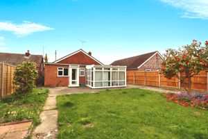 Station Road Alresford- click for photo gallery